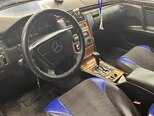Mercedes E 240-6