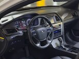 Hyundai Sonata-16