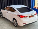 Hyundai Avante-13