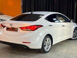 Hyundai Avante-12