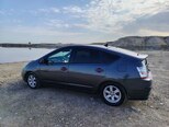 Toyota Prius-3
