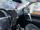 Toyota Land Cruiser Prado-8