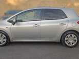 Toyota Auris-7