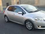 Toyota Auris-2