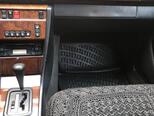 Mercedes 220 E-9