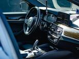 BMW 530e-13