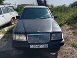Mercedes 300 D-1