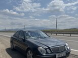 Mercedes E 320-1