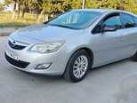 Opel Astra-13