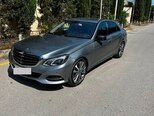 Mercedes E 220-1