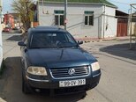 Volkswagen Passat-1