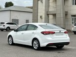 Kia Cerato-6