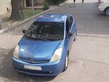 Toyota Prius-7