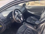 Hyundai Accent-15