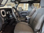 Jeep Wrangler-11