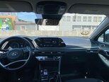 Hyundai Sonata-8