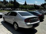 Volkswagen Passat-4