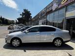 Volkswagen Passat-7