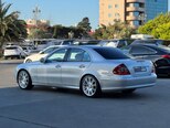 Mercedes E 220-10
