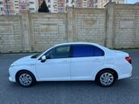 Toyota Corolla Axio-4