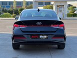 Hyundai Elantra-5