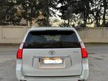 Toyota Land Cruiser Prado-6