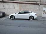 Tesla Model 3-14