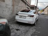 Tesla Model 3-12
