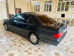 Mercedes E 240-6