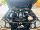 Mercedes E 240-21
