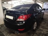 Hyundai Accent-4
