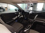 Hyundai Accent-8