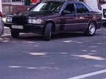 Mercedes 190-1