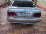 Mercedes E 270-4