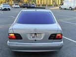 Mercedes E 320-11