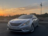 Hyundai Sonata-1