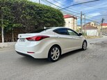 Hyundai Elantra-8