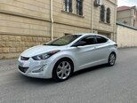 Hyundai Elantra-12