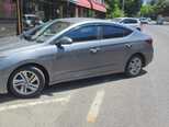 Hyundai Elantra-5