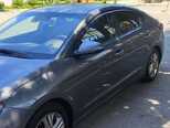 Hyundai Elantra-8