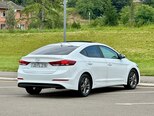 Hyundai Elantra-4
