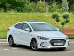 Hyundai Elantra-9