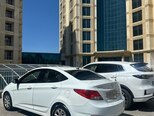Hyundai Accent-5