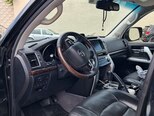 Toyota Land Cruiser-5