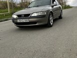 Opel Vectra-3