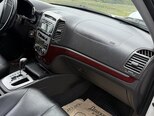Hyundai Santa Fe-16