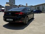 Hyundai Elantra-5