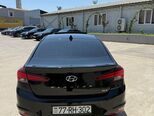 Hyundai Elantra-6