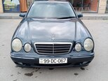 Mercedes E 220-2