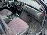 Mercedes E 220-10